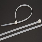 Läbipaistvad plastikust kaabliköidised